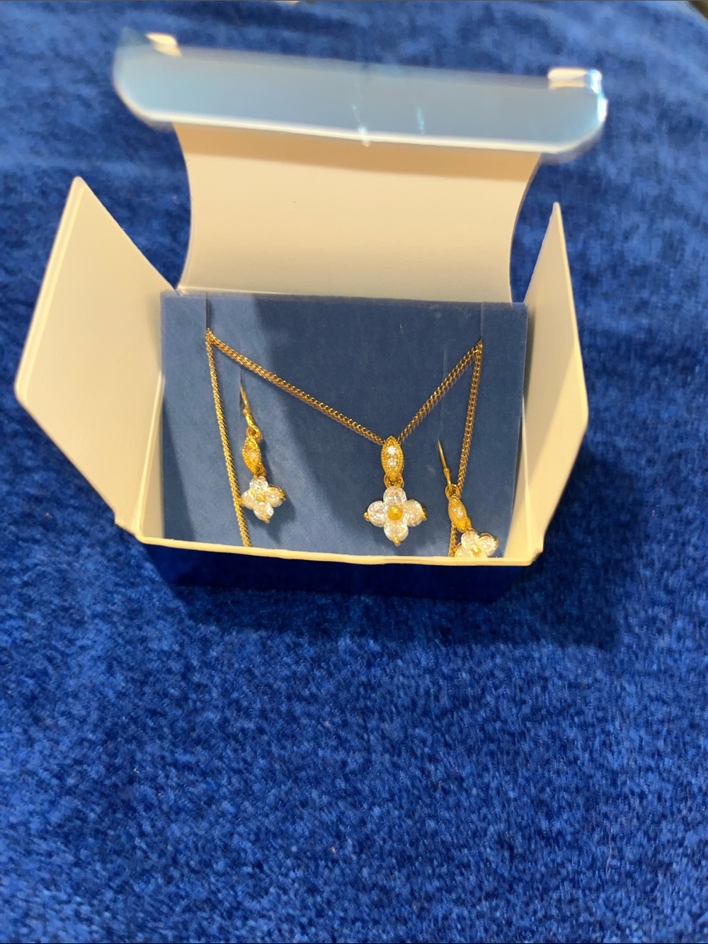 Avon Gold-Tone Floral Necklace and Drop Earrings with White Accents